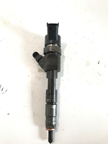 Injecteur carburant renault - carburant,