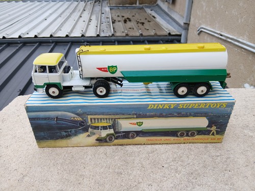 Dinky supertoys unic estérel - ,