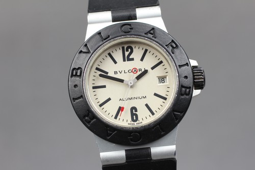 Presque comme neuf montre - [presque,