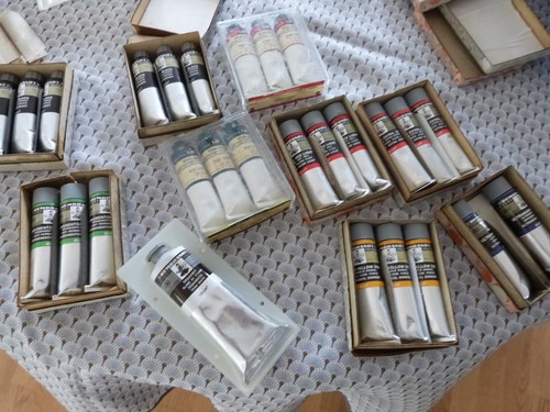 Gros lot tubes peinture - lot, 27