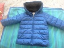 ANORAK A CAPUCHE KIABI MATELASSE 4 ANS TBE