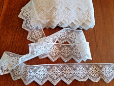 DENTELLE - 400 cm de dentelle