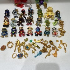 Lot figurines Trésor X