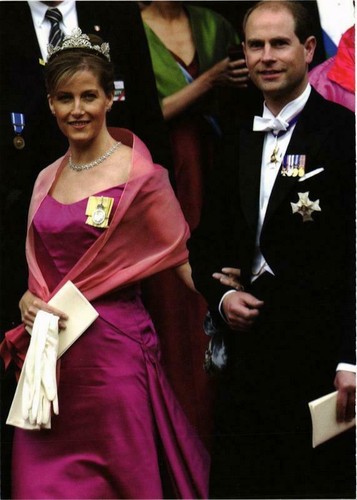 Cpm trh the earl countess - the, &