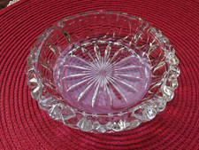 CENDRIER EN CRISTAL ou VERRE MOULE ?