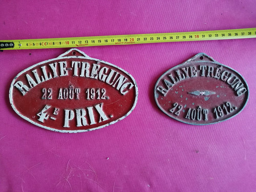 Deux anciennes plaques rallye - plaques,