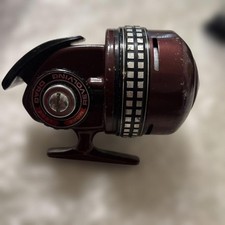 Old Daiwa Spin Cast Reel
