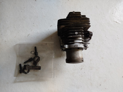 Cylindre piston pour - cylindre,