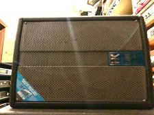 Système HK Audio (2 Satellites Classic Compact 82 + 2 Sub 112)