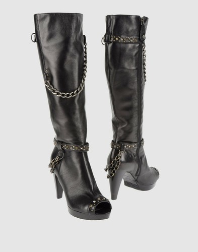 Mare neuf bottes en cuir - bottes,