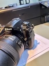 Nikon D300 12,3 Mpix Appareil Photo Reflex Numérique - Noir (Boîtier Nu)