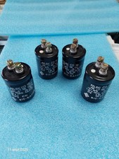 Lot de 4 Condensateurs 330µF
