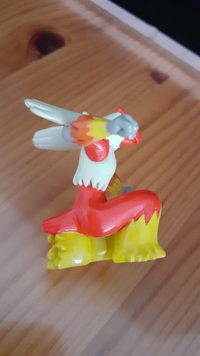 Figurine pokémon braségali - figurine,
