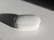 Ancienne Boite en Porcelaine