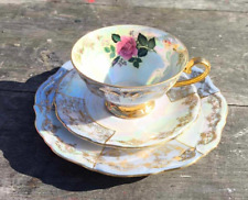 Vintage Tasse à café solitaire soucoupe et assiette dessert porcelaine irisé