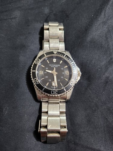 Montre suisse victorinox - montre,