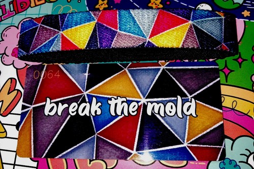 Zox medium gold break the - the, mold