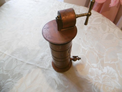Ancien irrigateur eguisier - irrigateur, "eguisier"