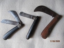 2 Couteaux Serpettes + 1 Couteau à greffer