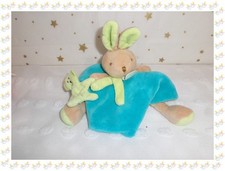 Doudou Lapin  Bleu Vert Beige Lapin Les Animaux Graffitis Doudou et  Compagnie