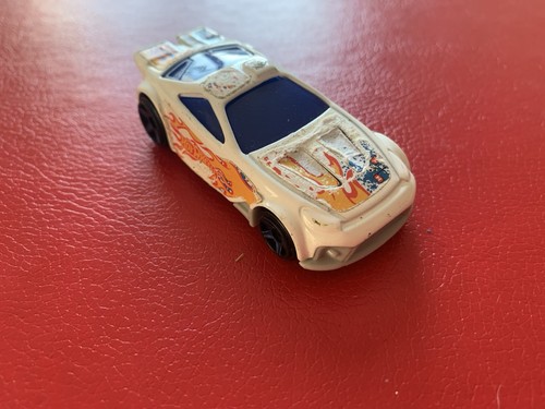 Hot wheels voiture blanche - wheels,