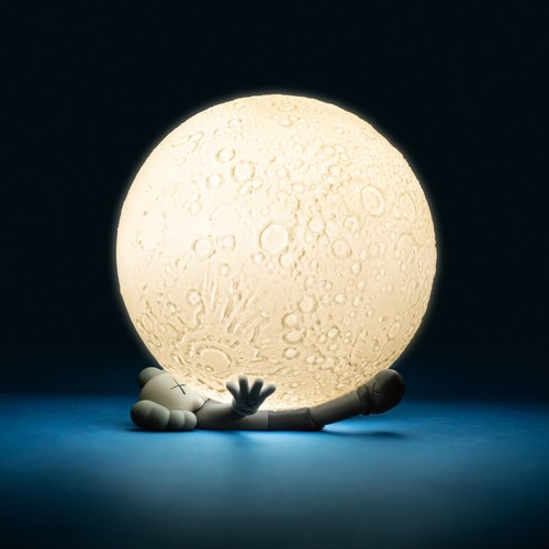 Kaws holiday big moon - kaws, lamp
