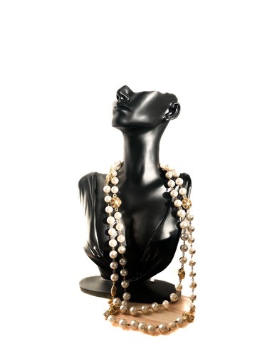 Chanel collier pearls and - chanel,