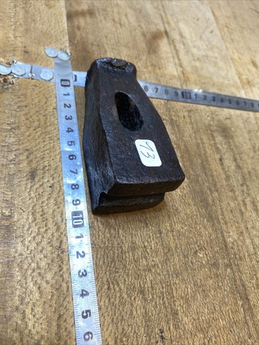 Outil ancien marteau - 13,