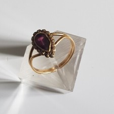 Bague ancienne  en OR 18 carats poids 2,8 Grammes serti d'une pierre rouge