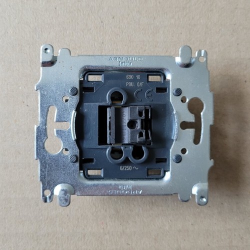Arnould initia 69010 - arnould, 1