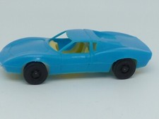 VOITURE DE COURSE EN PLASTIQUE