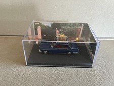 Voiture Miniature Peugeot 404