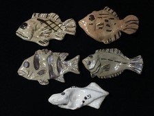 F1048/Pottery/Baguettes Repos