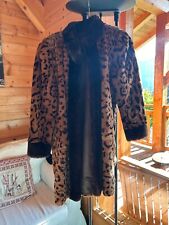 manteaux de fourrure Yves St Laurent