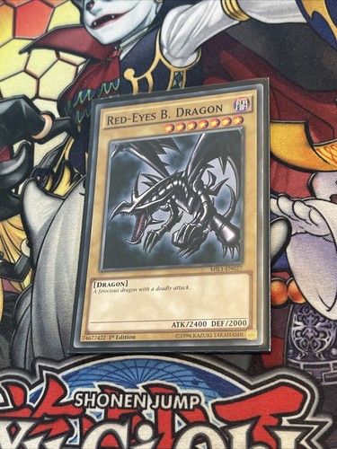 Dragon noir aux - aux, yeux
