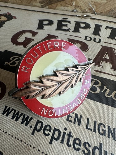 Badge calandre voiture - badge,