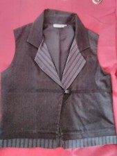 Gilet sans manche - Aimée Julien - T.42 - pour Cérémonie ou Théâtre Deguisement