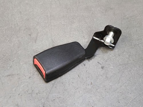 Attache ceinture sécurité
