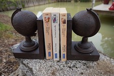 15158  D  FIGURINE STATUETTE