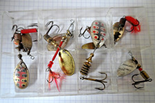 lot 8 ancien leurres  cuillers