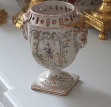 Pot pourri / cassolette en faïence style Moustiers par Samson XIXe