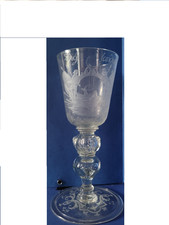 Grand verre à pied gravé à