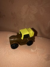 kinder jouet 1 voiture tbe