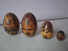 oeufs en bois gravés lot de 4