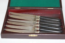 6 couteaux, manche ébène dans coffret bois