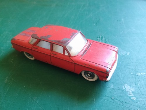 Chevrolet corvair dinky - dinky, toys