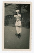 PHOTO snapshot 1942, une femme
