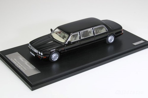 Daimler x308 limousine - v8,