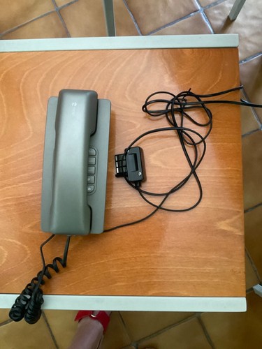 Téléphone fixe fillaire - ,