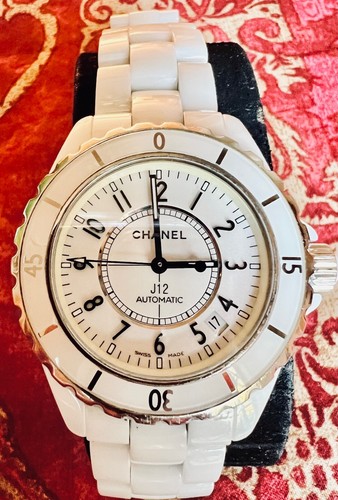 Montre chanel j12 blanche - chanel,